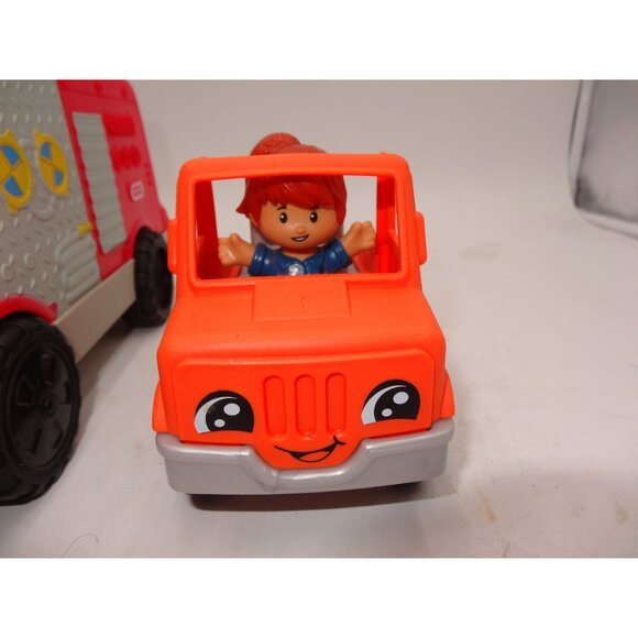 Little People Fire Truck And Help & Go Tow Truck Toy Set With Figures - Picture 5 of 16